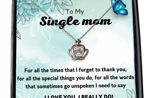 To my Single mom,  Crown Pendant Necklace. Model 64024