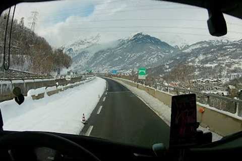 Truck videos in Alpina mountain France in Italy Border tunnel Monte Blanco