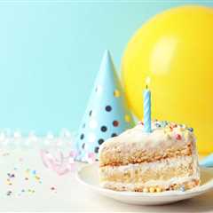 25 Golden Birthday Cake Recipes