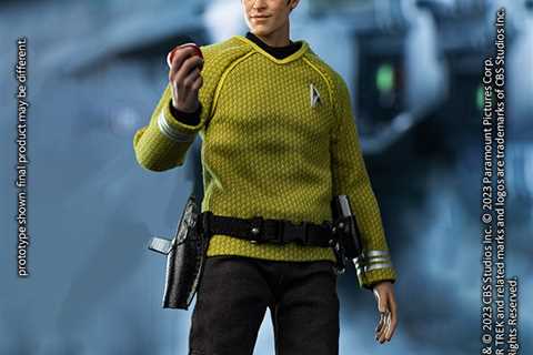 Star Trek 2009 – Captain Kirk 6-Inch Scale Figure by Hiya Toys