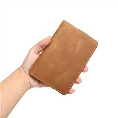 The Complete Buying Guide to Leather Checkbook Covers